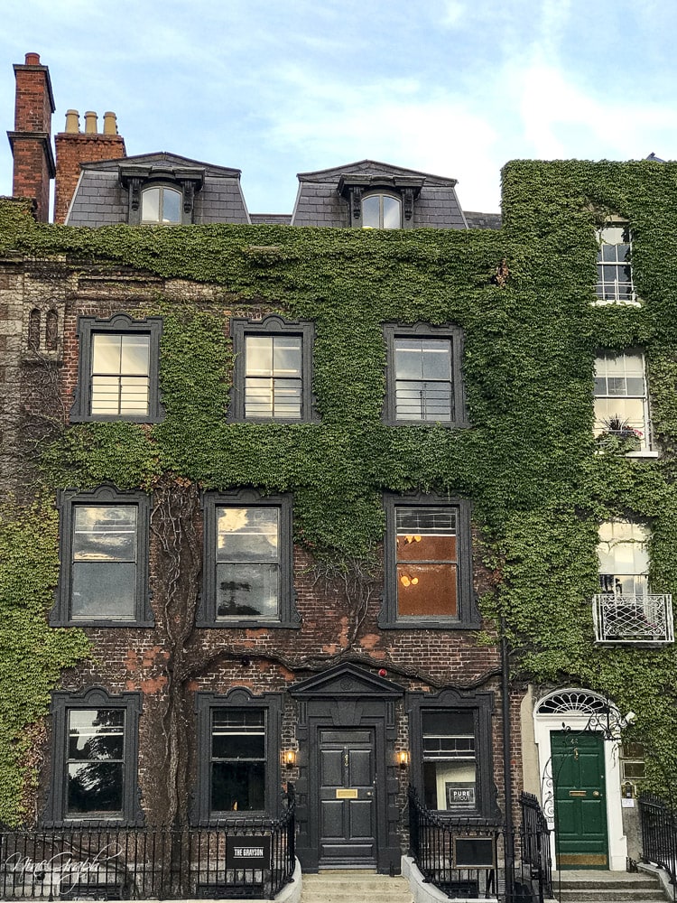 Façades à Dublin, en Irlande, 2018